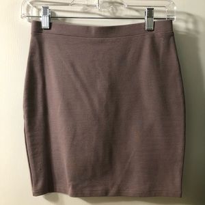 Short zip-up mauve mini skirt
